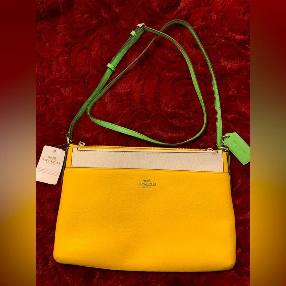 New with Tags Coach Yellow Crossbody Purse with Removable White Clutch - Picture 3 of 9